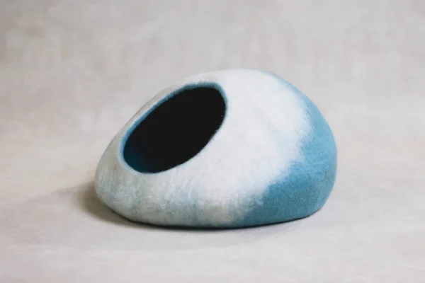 Skyline Cat Cave - Image 8