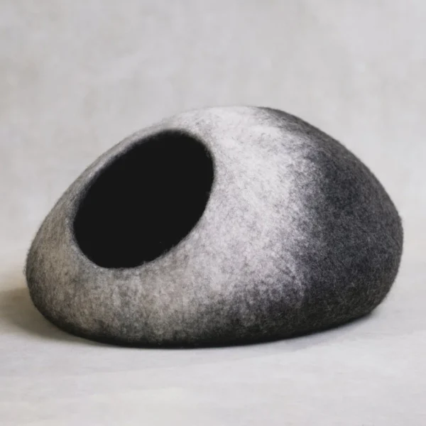 Skyline Cat Cave - Image 6
